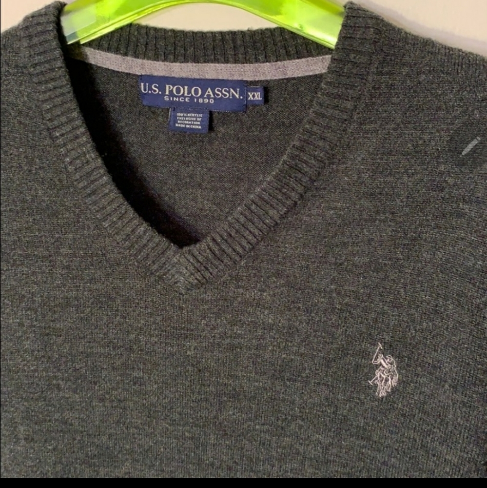 Polo sweater